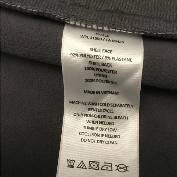 TUMI COAT - Picture 4 of 15